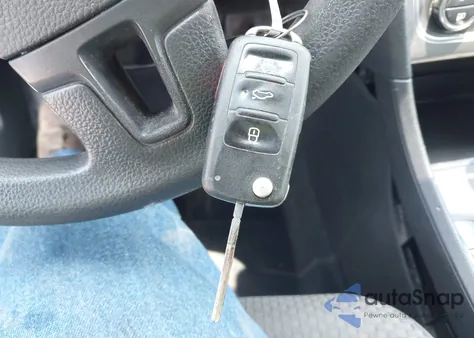 2012 Volkswagen Passat 2.5L S из США, поврежденный, VIN 1VWAP7A32CC025371